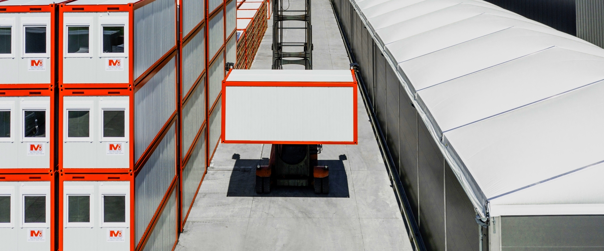 Containers op het depot
